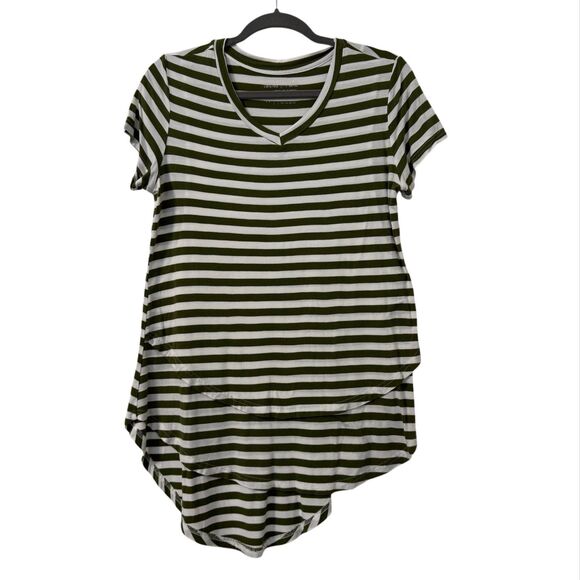 Latched Mama Striped Nursing Shirt Medium Green‎ Cream Minimalist Stretchy - Picture 1 of 4